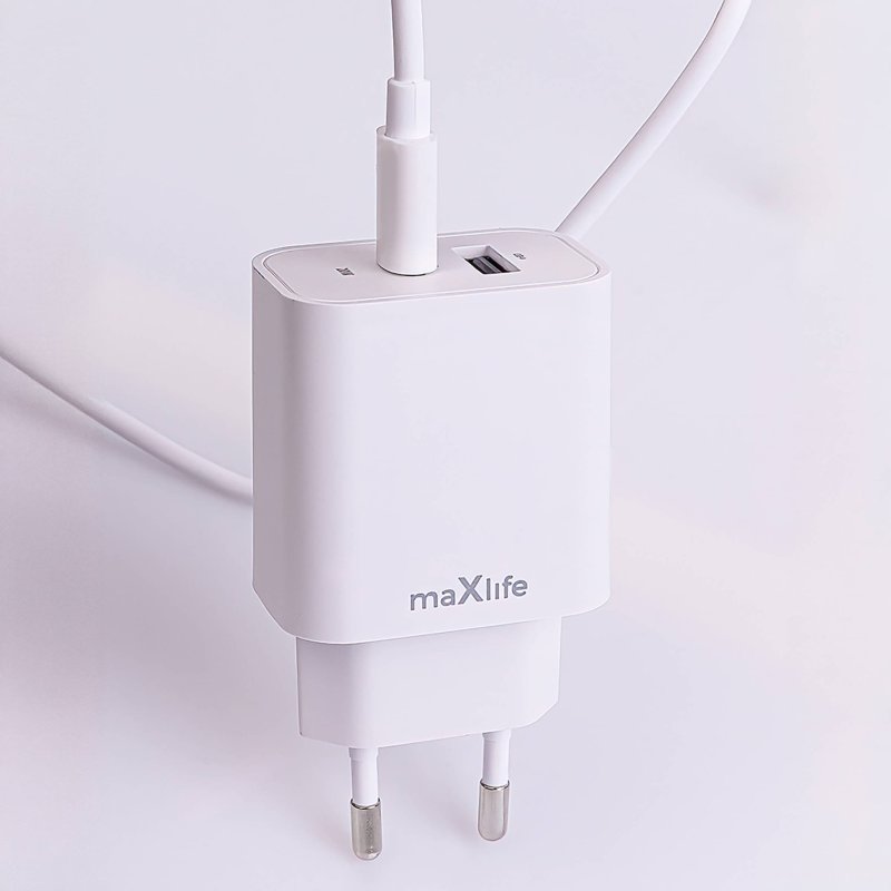 szybka-ladowarka-sieciowa-usb-c-i-usb-a-20w-z-kablem-usb-c