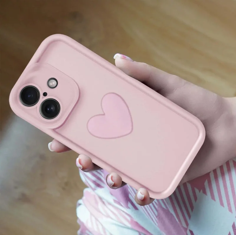 etui-do-iphone-16-silikonowe-serce-jasnorozowe-ze-szklem