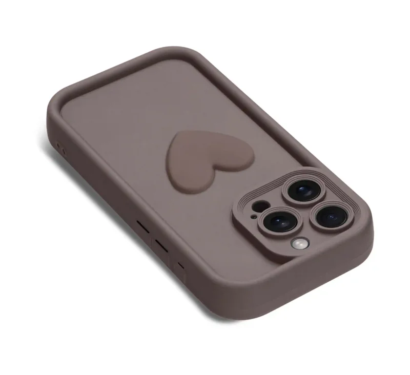 etui-do-iphone-15-pro-silikonowe-serce-brazowe-ze-szklem