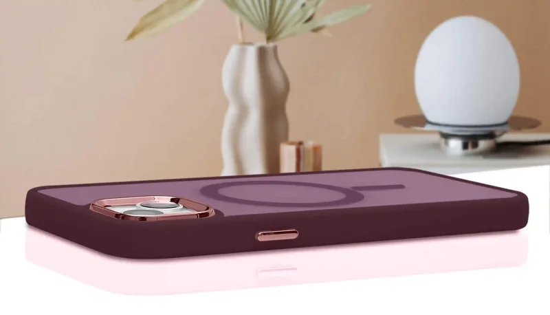 etui-do-iphone-15-plus-magsafe-matowe-burgundowe-ze-szklem