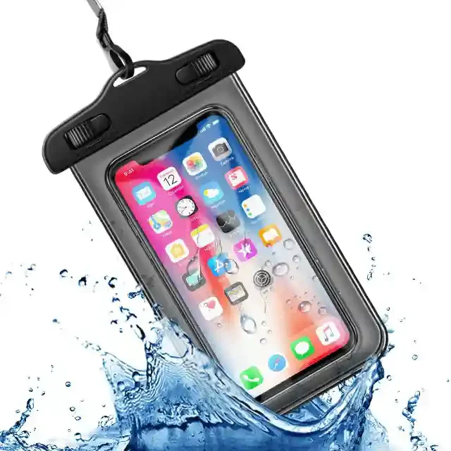 etui-wodoodporne-na-telefon-na-plaze-basen