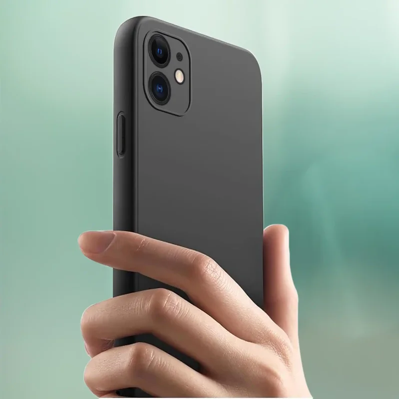 etui-do-iphone-11-czarne-matowe-ze-szklem
