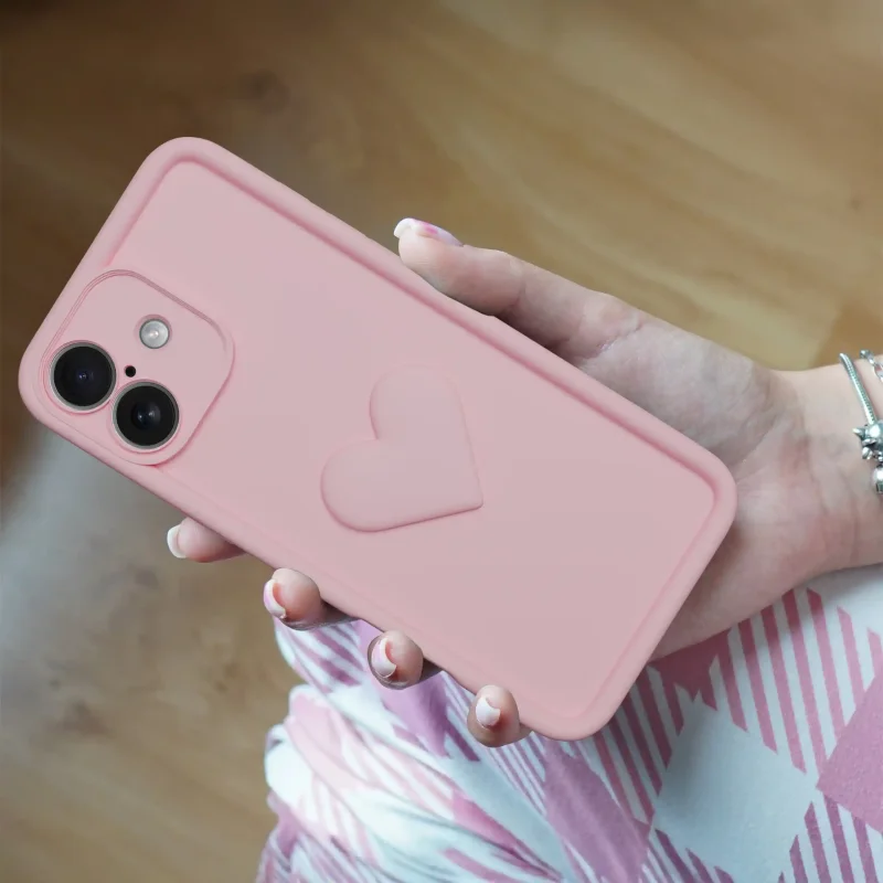 etui-do-iphone-17-silikonowe-serce-jasnorozowe-ze-szklem