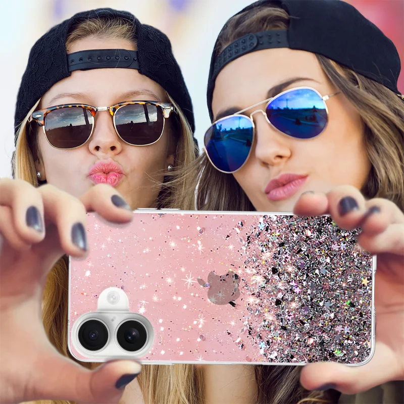 Różowe etui glitter iPhone 16 w dłoni – połyskujący brokat i elegancki design