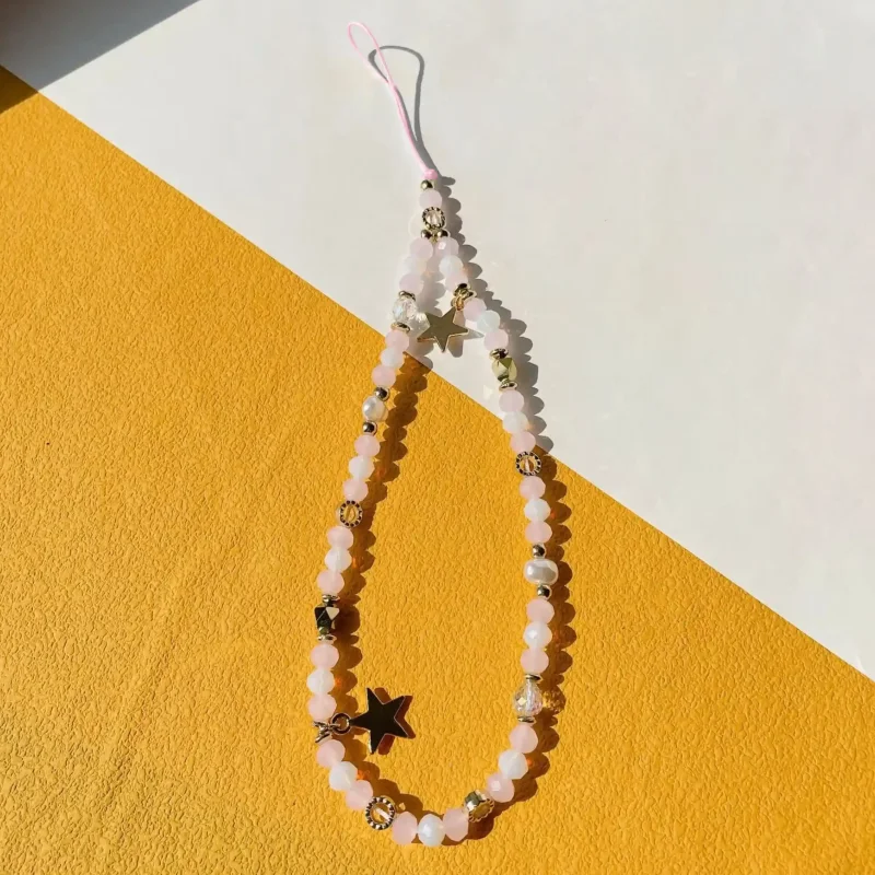 zawieszka-smycz-do-telefonu-z-koralikami-rozowa