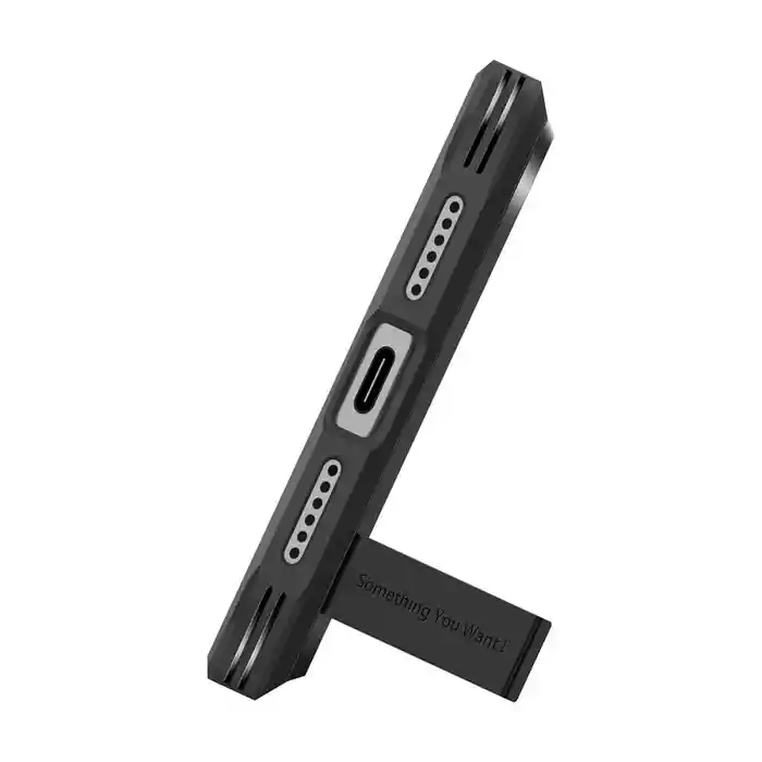 Czarne etui Spigen z MagSafe do iPhone 17 Pro / 18 Pro z rozłożoną podstawką i wycięciem na port USB-C