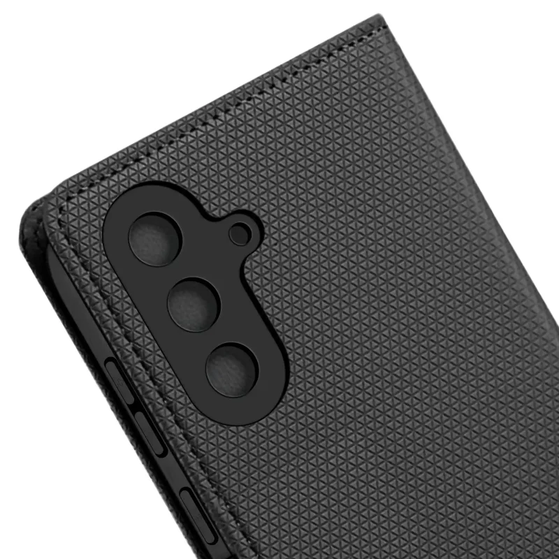 Etui zamykane do Samsung Galaxy A36 5G / A56 5G czarne – precyzyjne wycięcia na aparaty i przyciski boczne smartfona