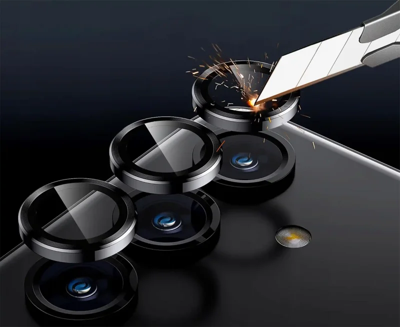 Test wytrzymałości szkła hartowanego na aparat Samsung Galaxy S25 FE