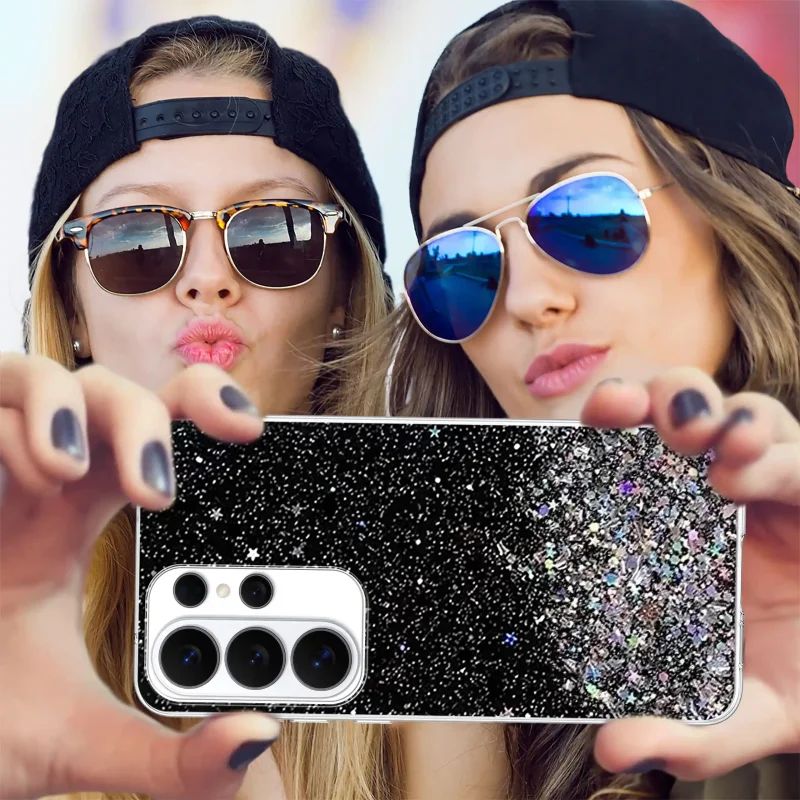 Elegancki wygląd smartfona w dłoni dzięki czarnemu etui Samsung Galaxy S26 Ultra