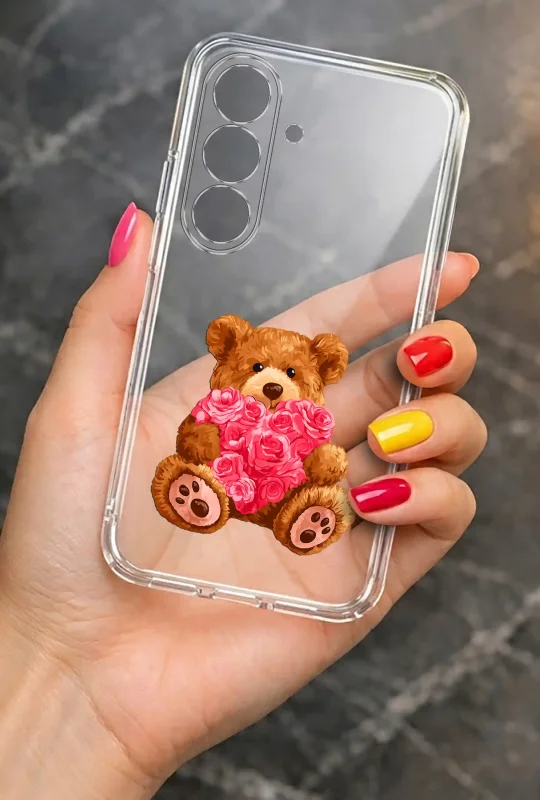 Walentynkowe etui na Samsung Galaxy S26 w dłoni - przezroczysty case z misiem