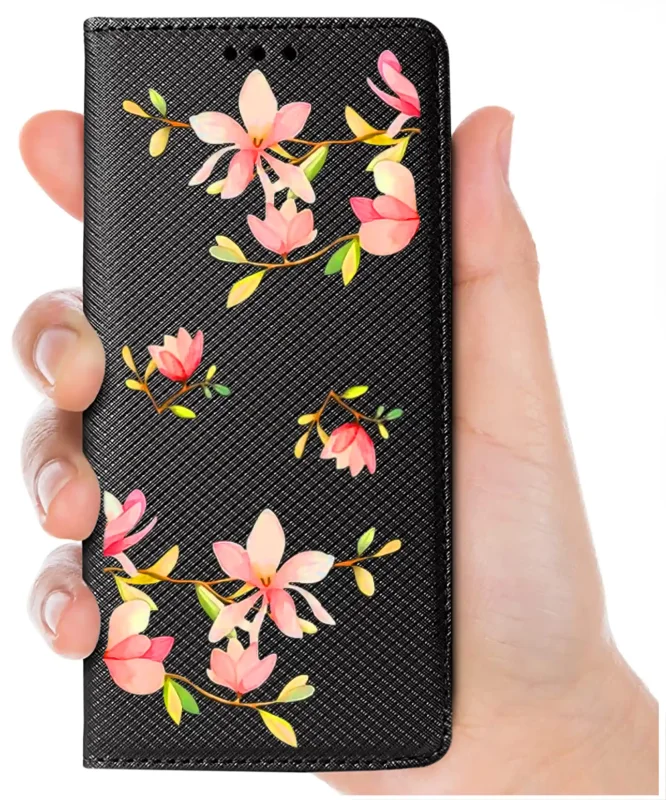 Czarne etui zamykane do Realme 16 Pro 5G z motywem kobiecym, trzymane w dłoni, wyrazisty nadruk