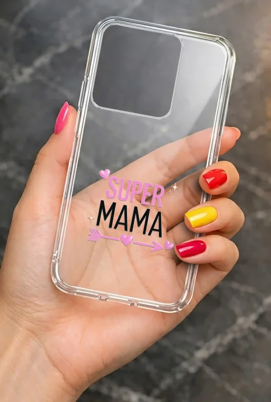 Transparentne etui na Dzień Mamy do Motorola Edge 60 Pro 5G trzymane w dłoni, z trwałym kolorowym nadrukiem Super Mama
