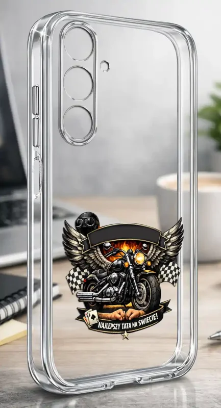Silikonowe bezbarwne etui do Samsung Galaxy M15 5G z motocyklem i napisem Najlepszy Tata Na Świecie, prezentowane na biurku