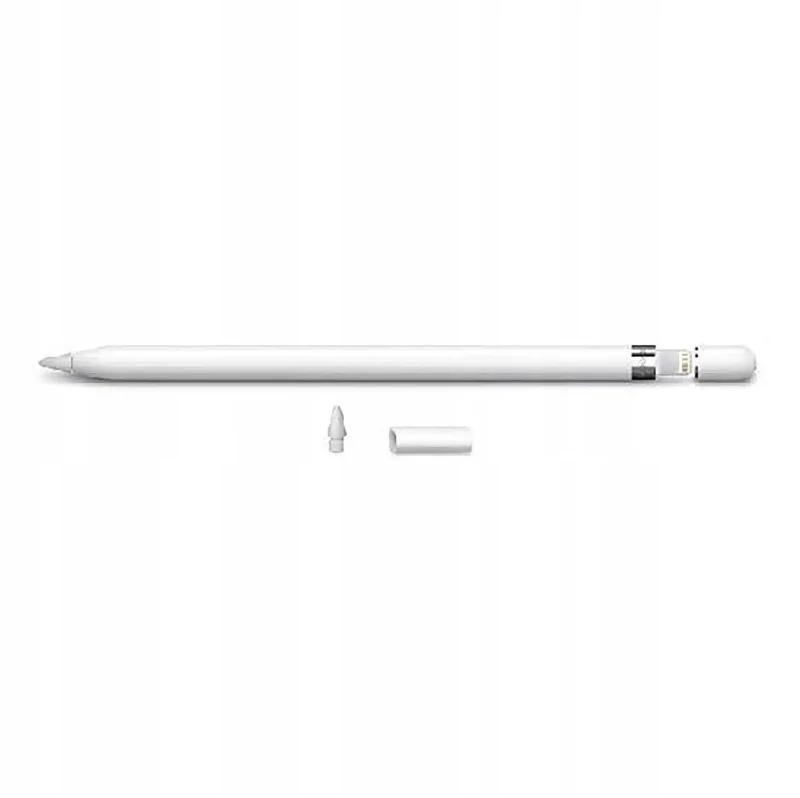 Apple Pencil 1. gen. z dodatkową końcówką rysującą i nasadką, pokazany jako element zestawu akcesoriów