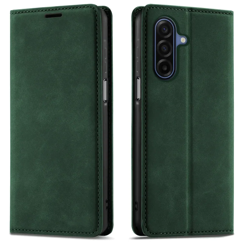 Zielone etui z klapką Velvet do Samsung Galaxy A17 5G pokazane z przodu i z tyłu, z wycięciem na aparat oraz zamykaną konstrukcją