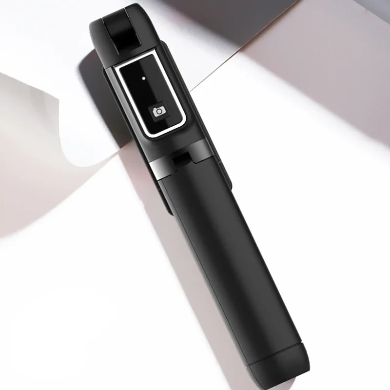Złożony kijek selfie stick Blavec Coco P04 z odłączanym pilotem Bluetooth. Kompaktowa konstrukcja z tworzywa ABS ułatwia przechowywanie i transport podczas podróży