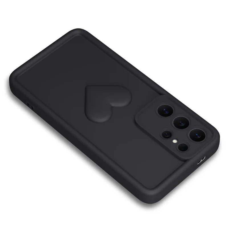 Czarne etui silikonowe z wytłoczonym sercem do Samsung Galaxy S26 Ultra z osłoną CAMERA PROTECT