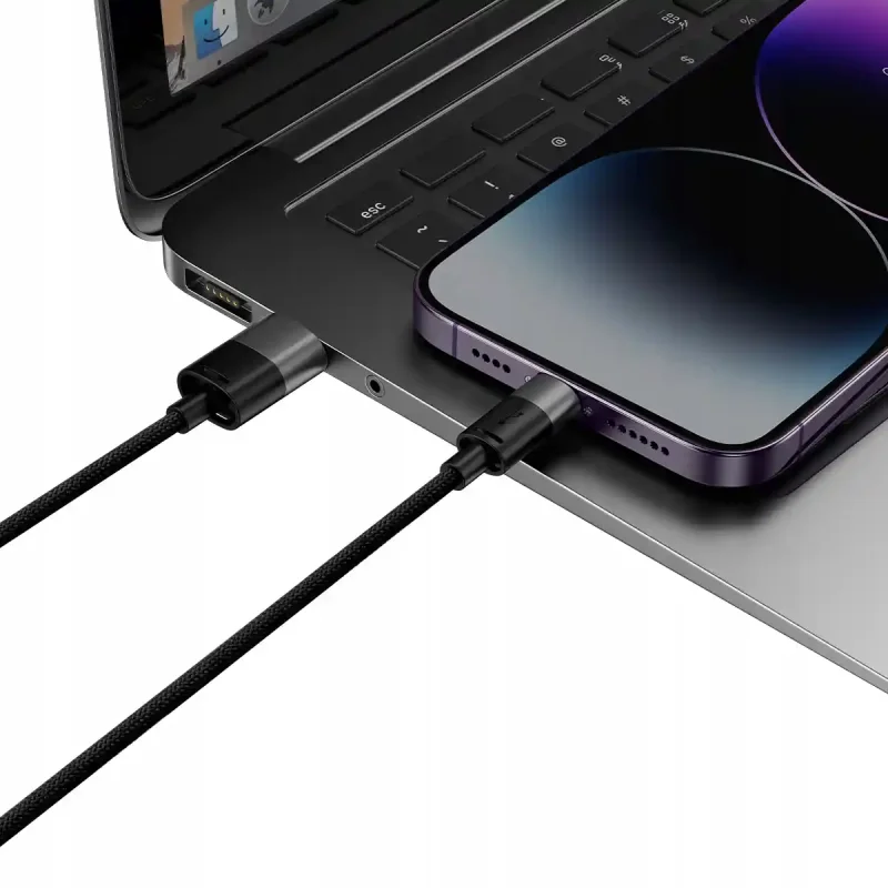 Kabel Baseus StarSpeed 3w1 podłączony do laptopa i telefonu przez USB-A