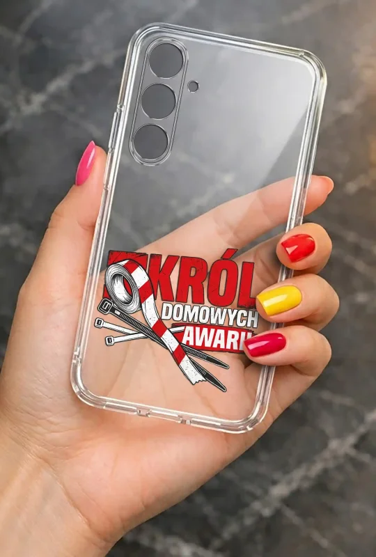 Przezroczyste etui dla Taty do Samsung Galaxy A27 5G z motywem Król domowych awarii, trzymane w dłoni
