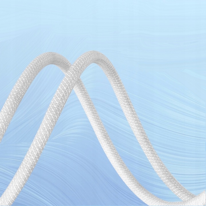 Zbliżenie na elastyczny nylonowy oplot białego kabla Foneng X110 USB-C 60 W