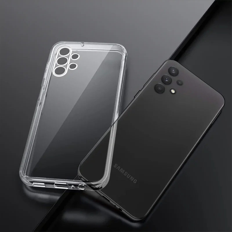 Bezbarwne etui do Samsung Galaxy A32 4G pokazane obok telefonu widok tylnej części