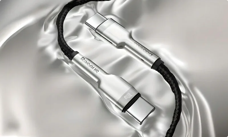 Kabel Baseus Cafule USB-C – USB-C 100W ze srebrnymi metalowymi wtykami i czarnym nylonowym oplotem