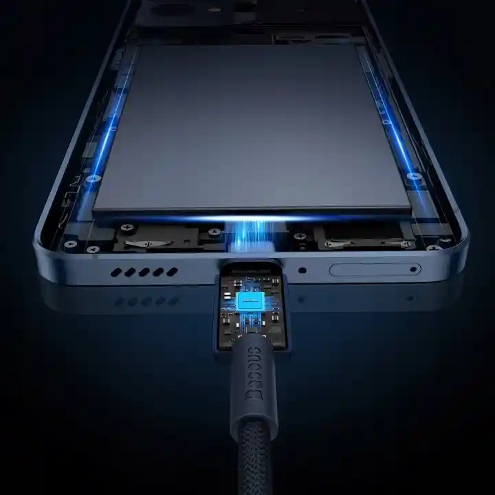 Ilustracja telefonu podłączonego do kabla Baseus USB-C z wizualizacją elektroniki odpowiedzialnej za ładowanie