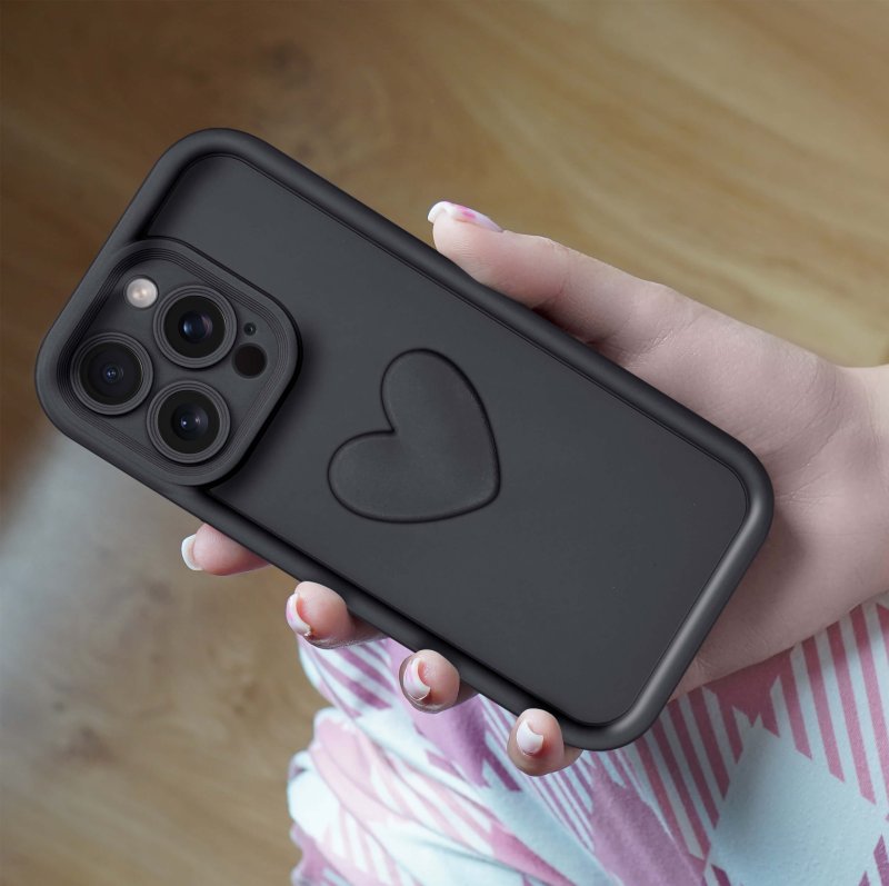 etui-do-iphone-14-pro-silikonowe-serce-czarne-ze-szklem