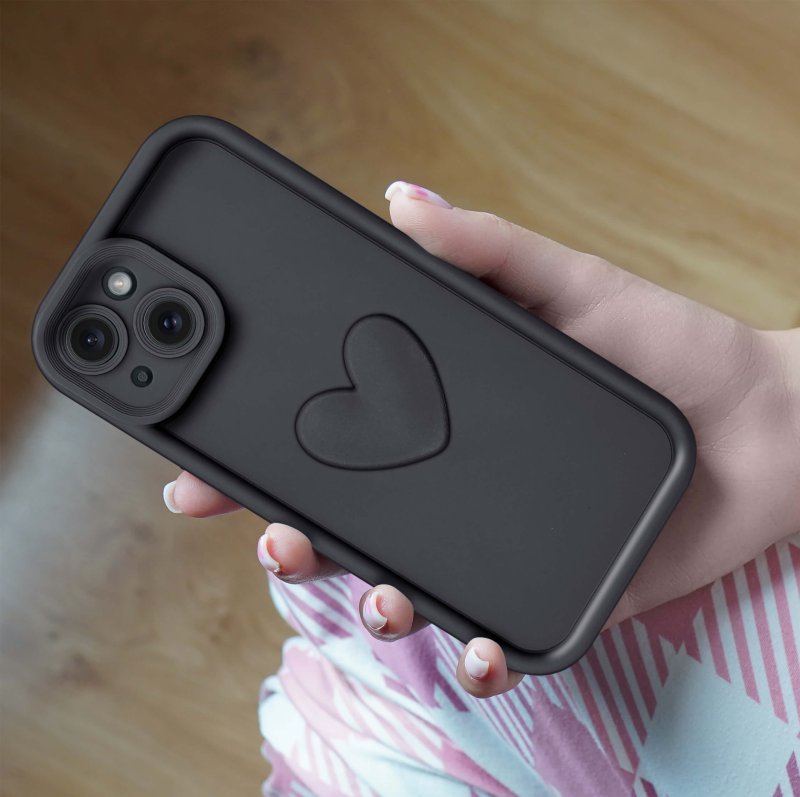 etui-do-iphone-13-14-silikonowe-serce-czarne-ze-szklem