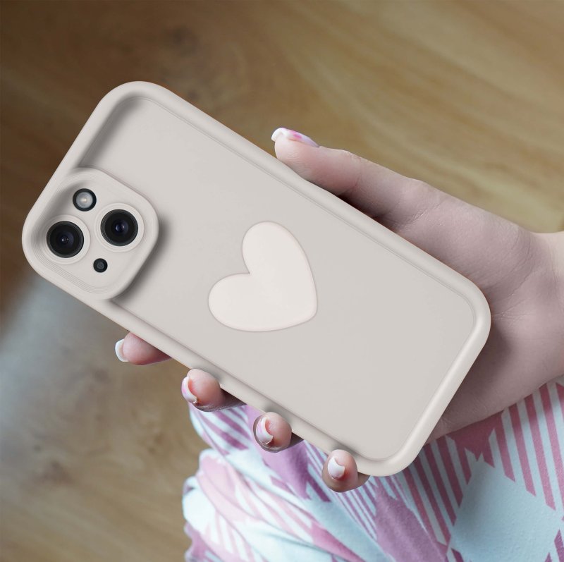 etui-do-iphone-13-14-silikonowe-serce-biale-ze-szklem