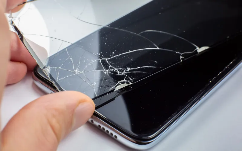Folia hydrożelowa na telefon - czy chroni przed upadkiem?