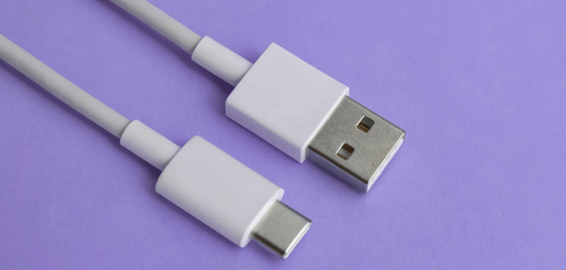 Jaki kabel USB do szybkiego ładowania telefonu wybrać?